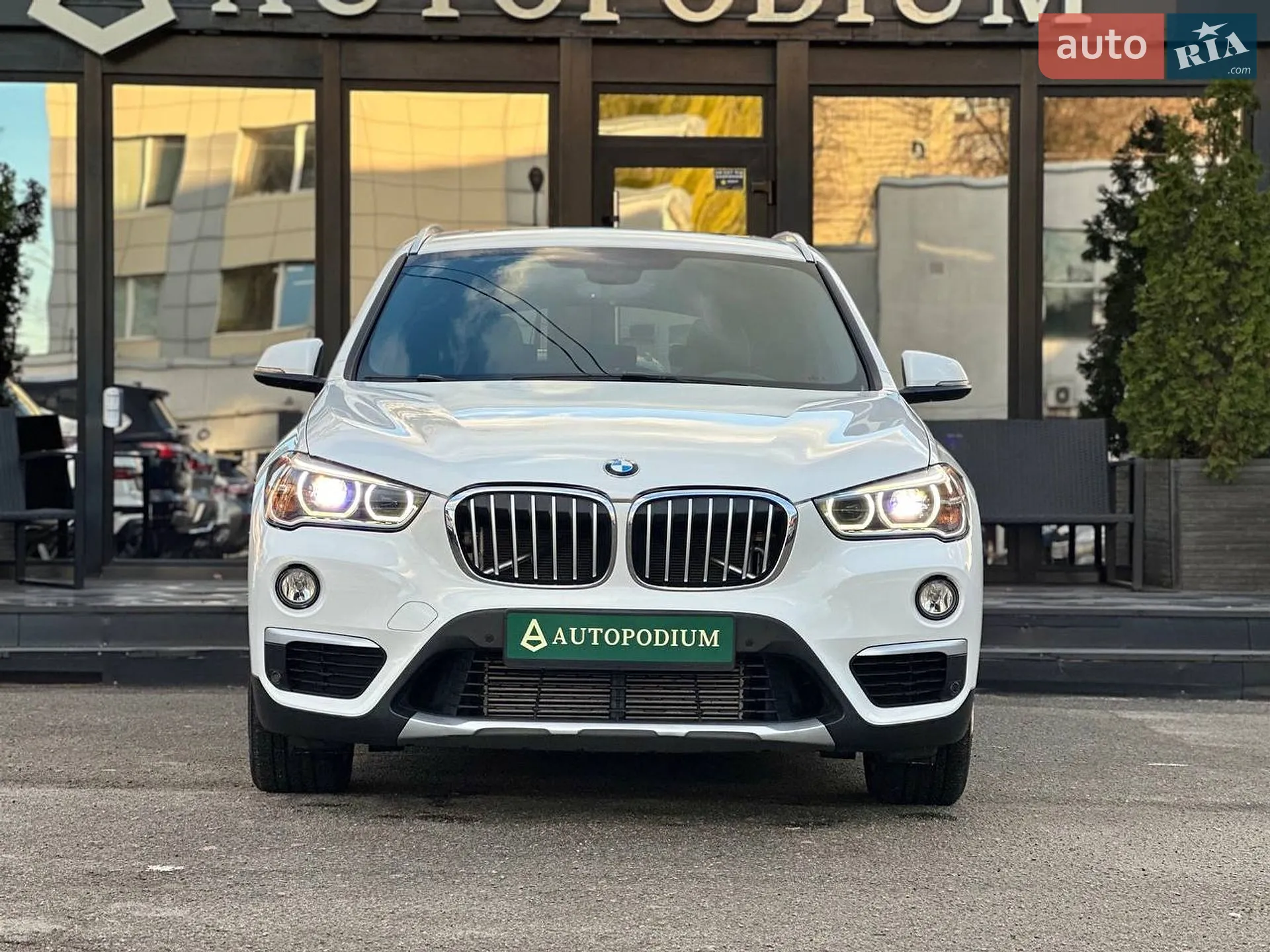 2016 BMW X1 - мініатюра 4