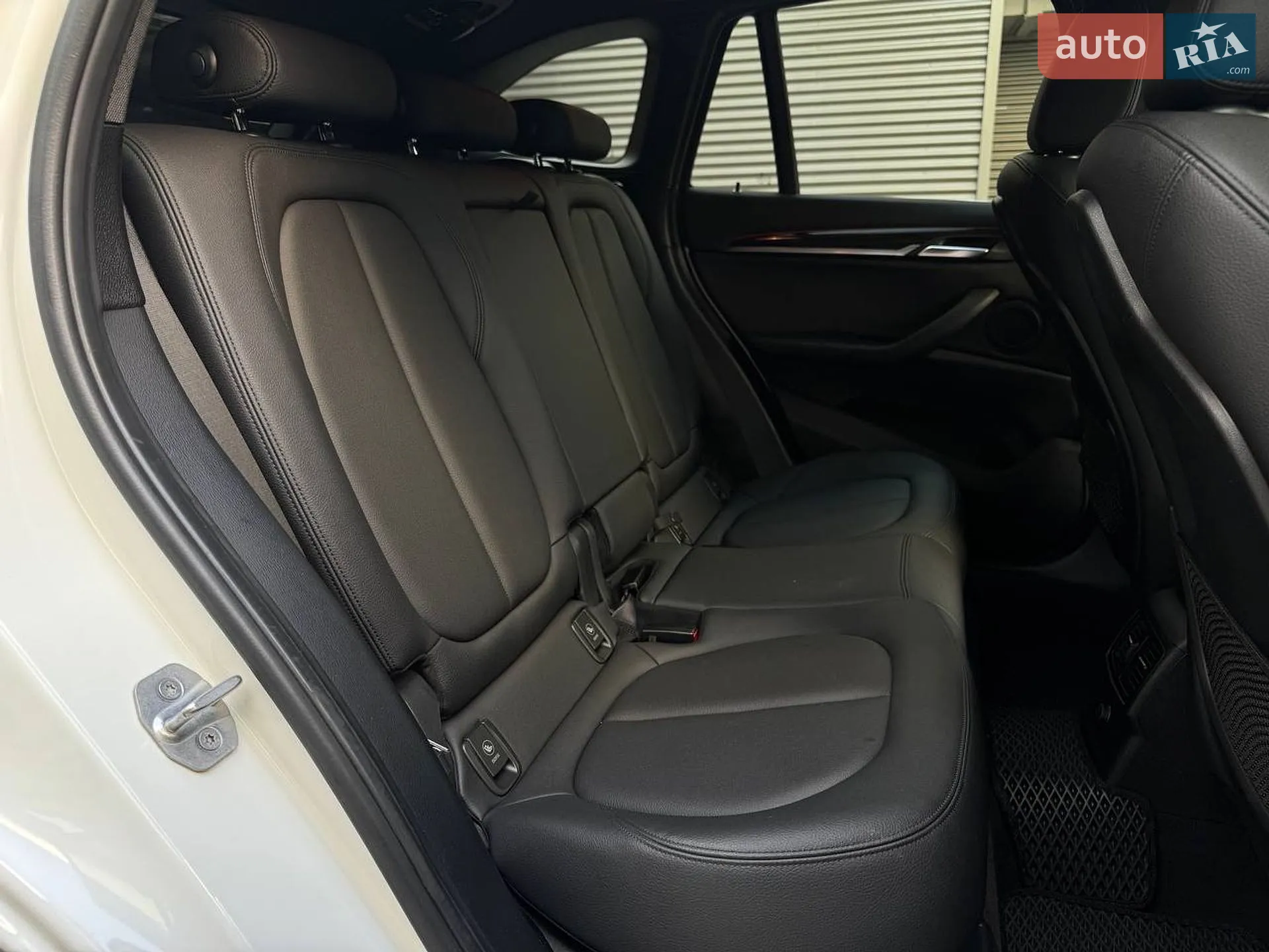 2016 BMW X1 - мініатюра 12