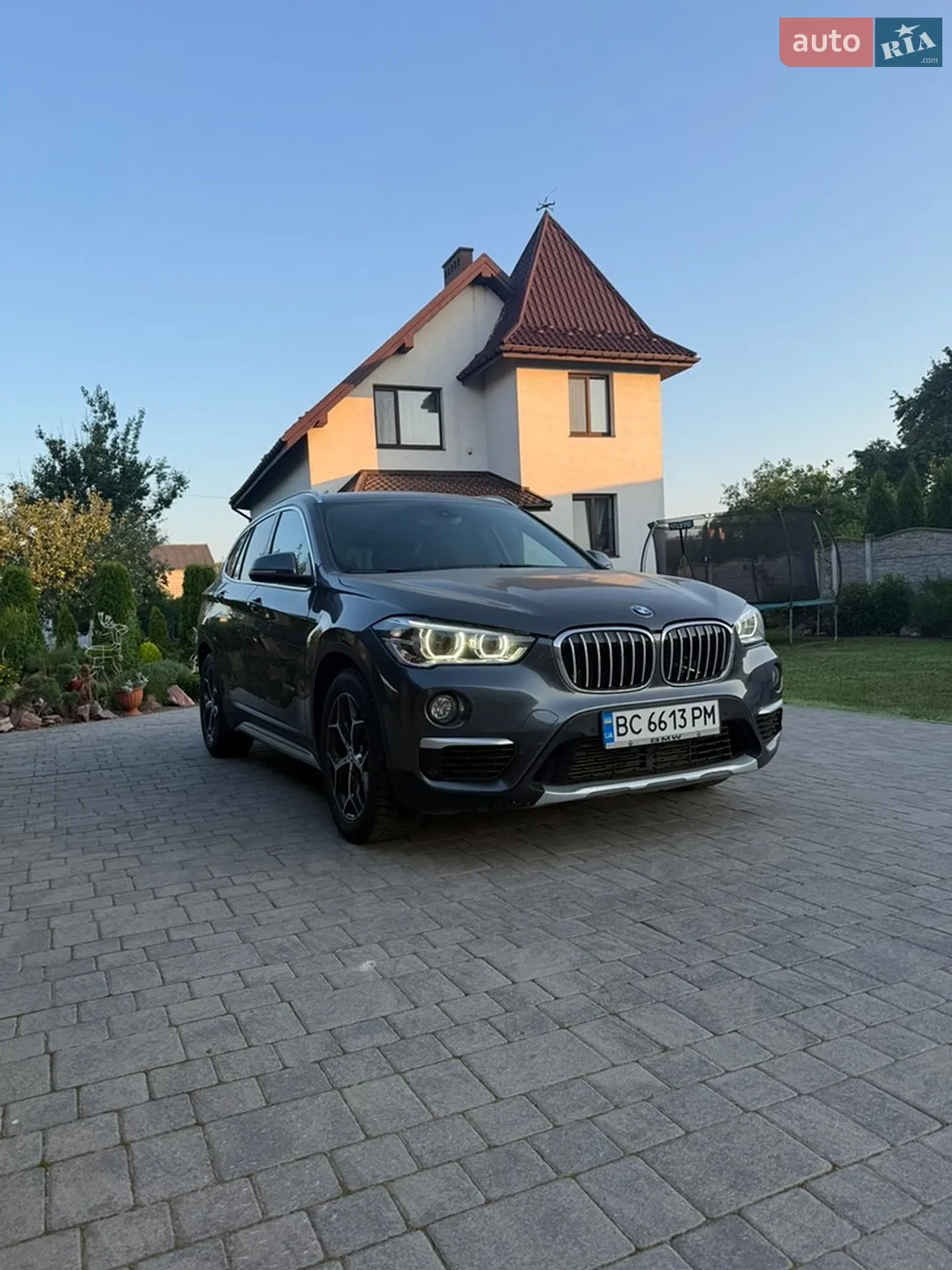 2016 BMW X1 - мініатюра 3
