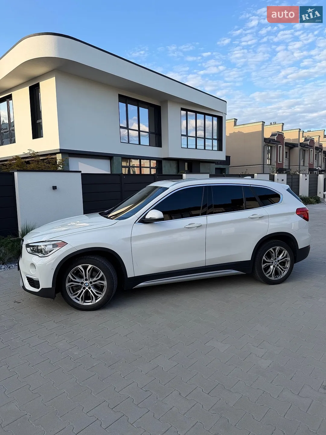2018 BMW X1 - фото 1