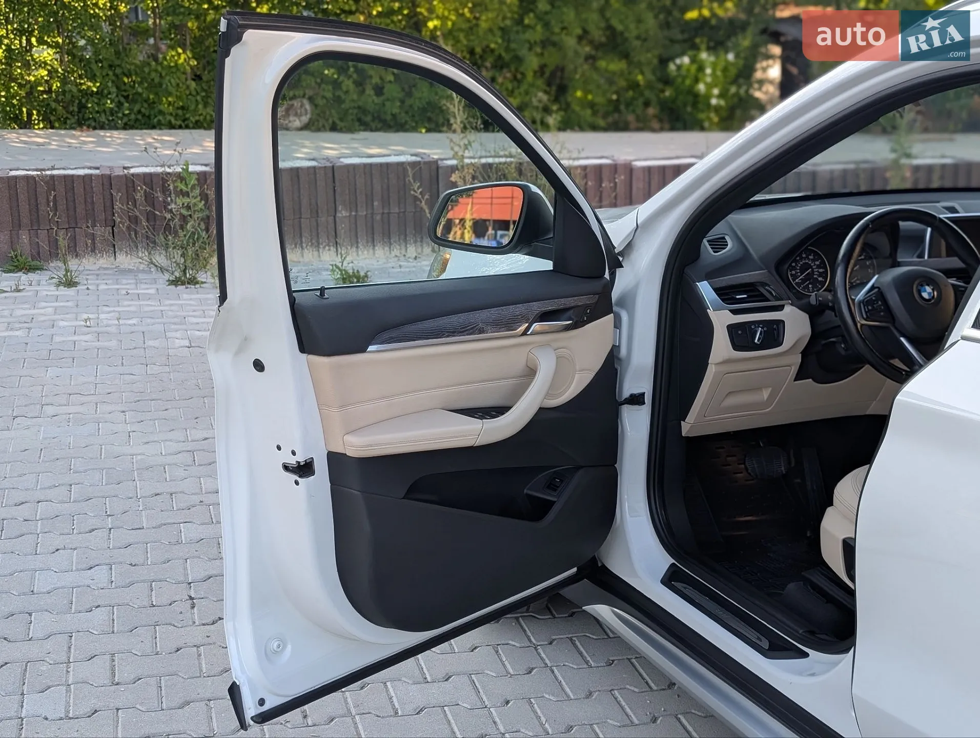 2016 BMW X1 - мініатюра 31