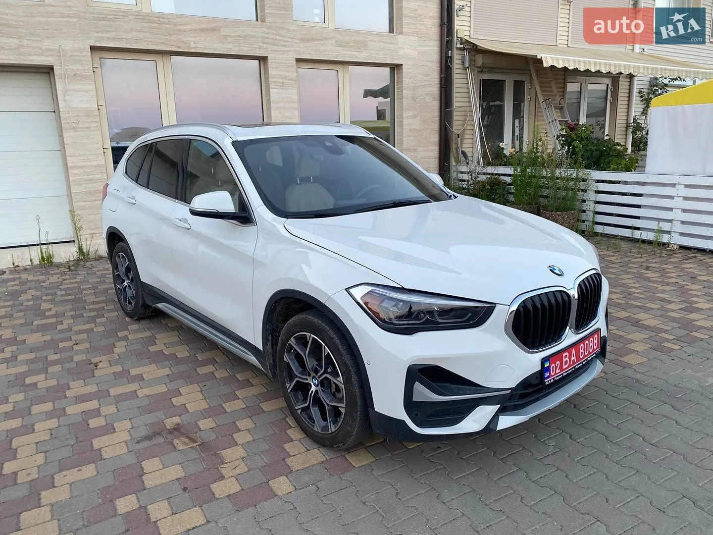 2021 BMW X1 - мініатюра 3