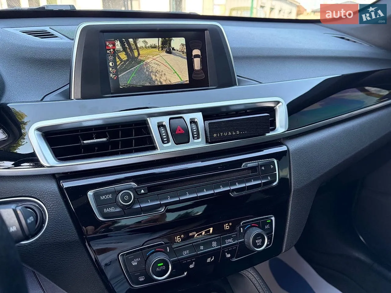 2016 BMW X1 - мініатюра 40