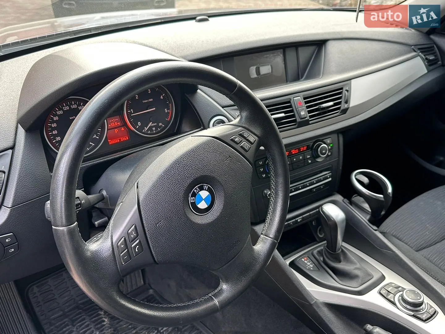 2011 BMW X1 - мініатюра 18