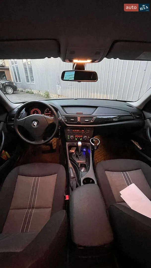 2010 BMW X1 - мініатюра 10