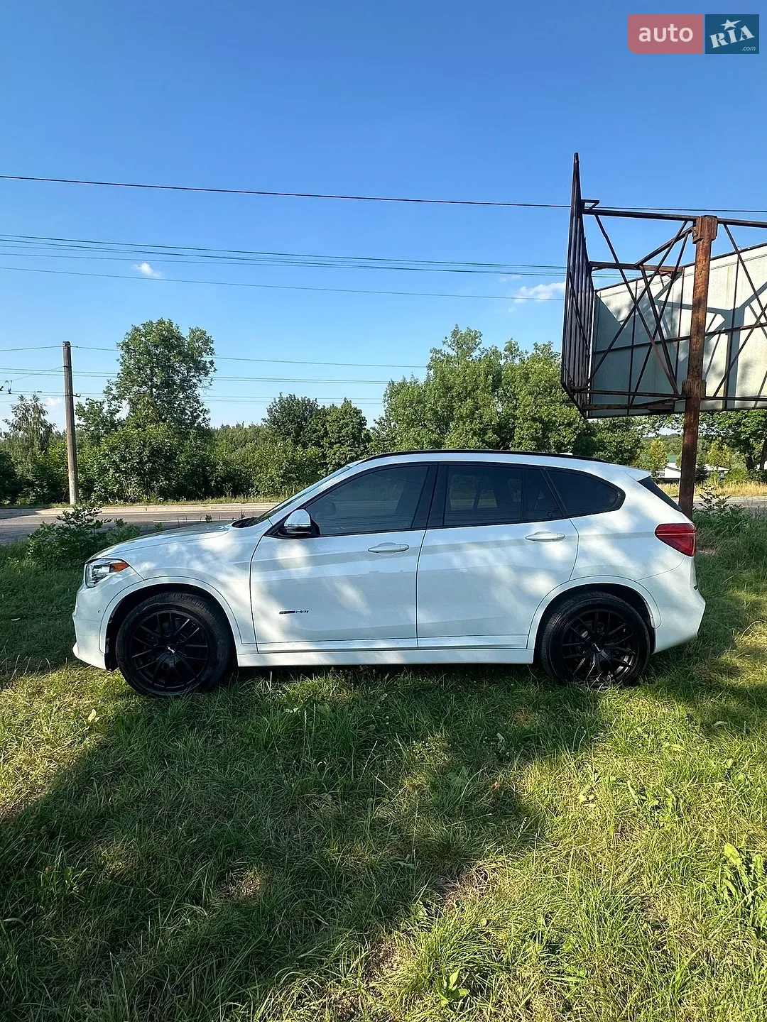 2016 BMW X1 - мініатюра 16