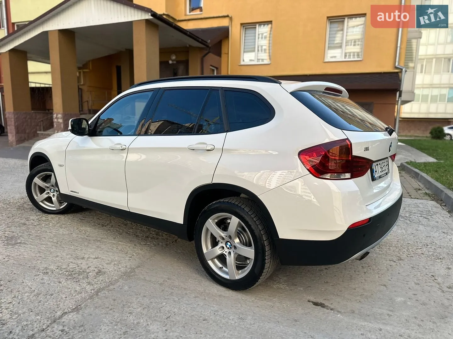 2011 BMW X1 - мініатюра 8