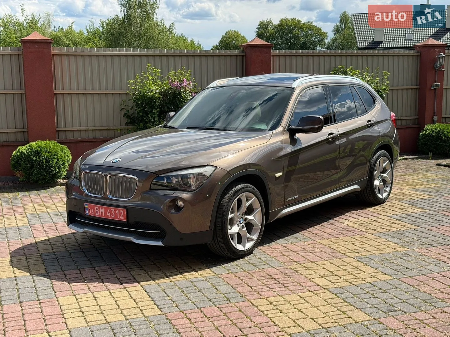 2011 BMW X1 - мініатюра 2