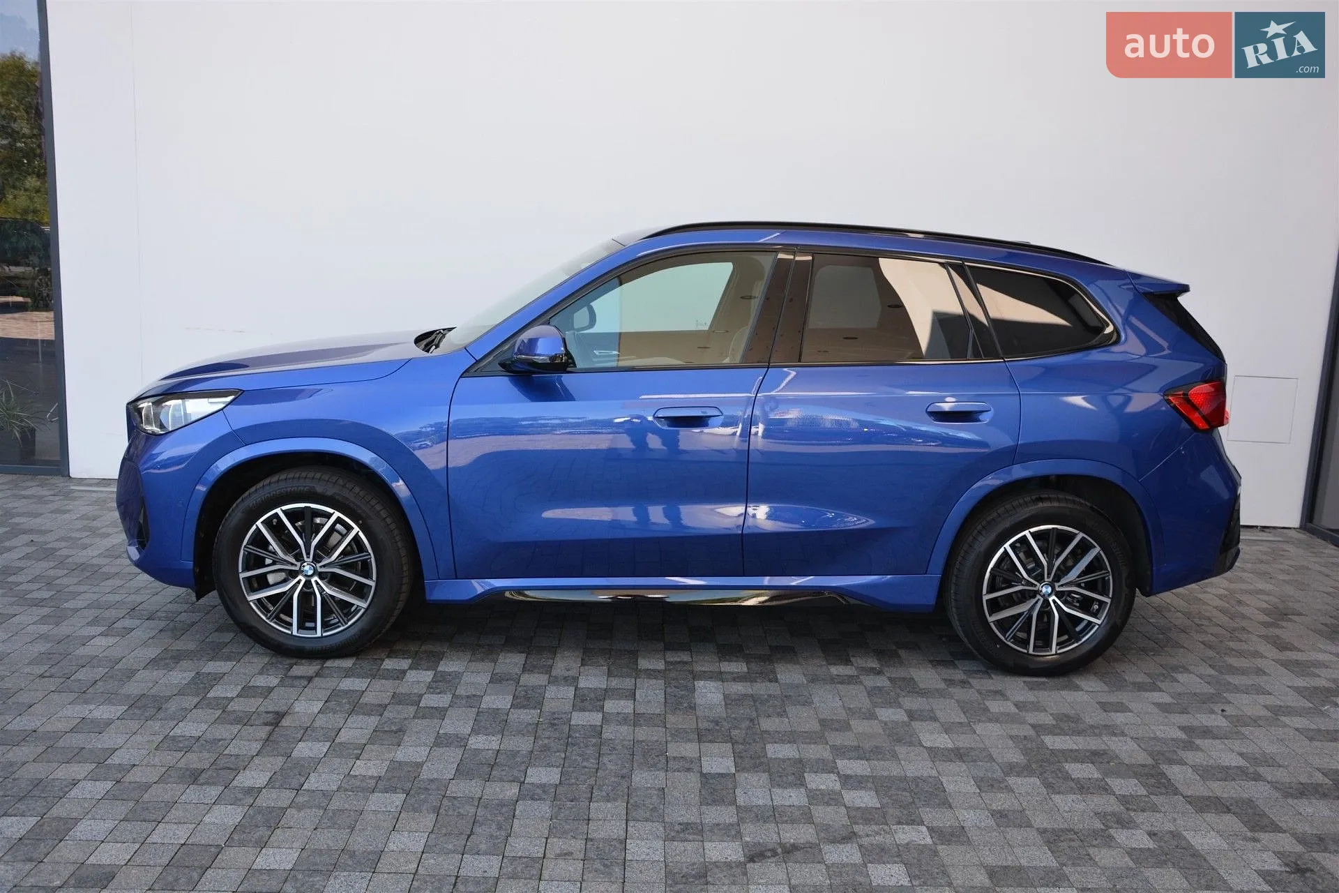 2025 BMW X1 - мініатюра 2