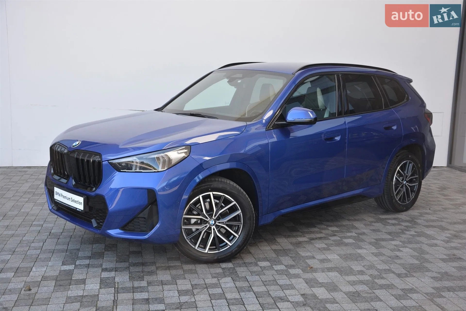 2025 BMW X1 - фото 1