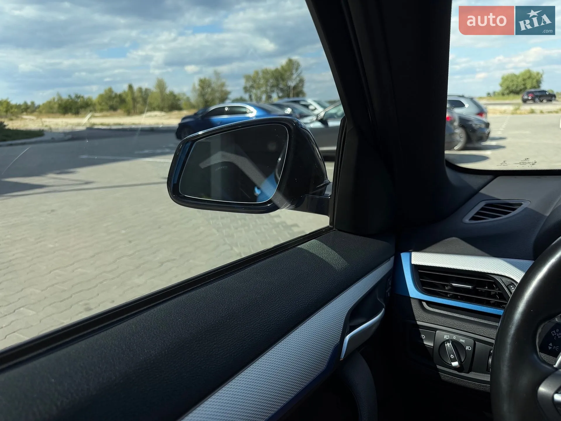2016 BMW X1 - мініатюра 52
