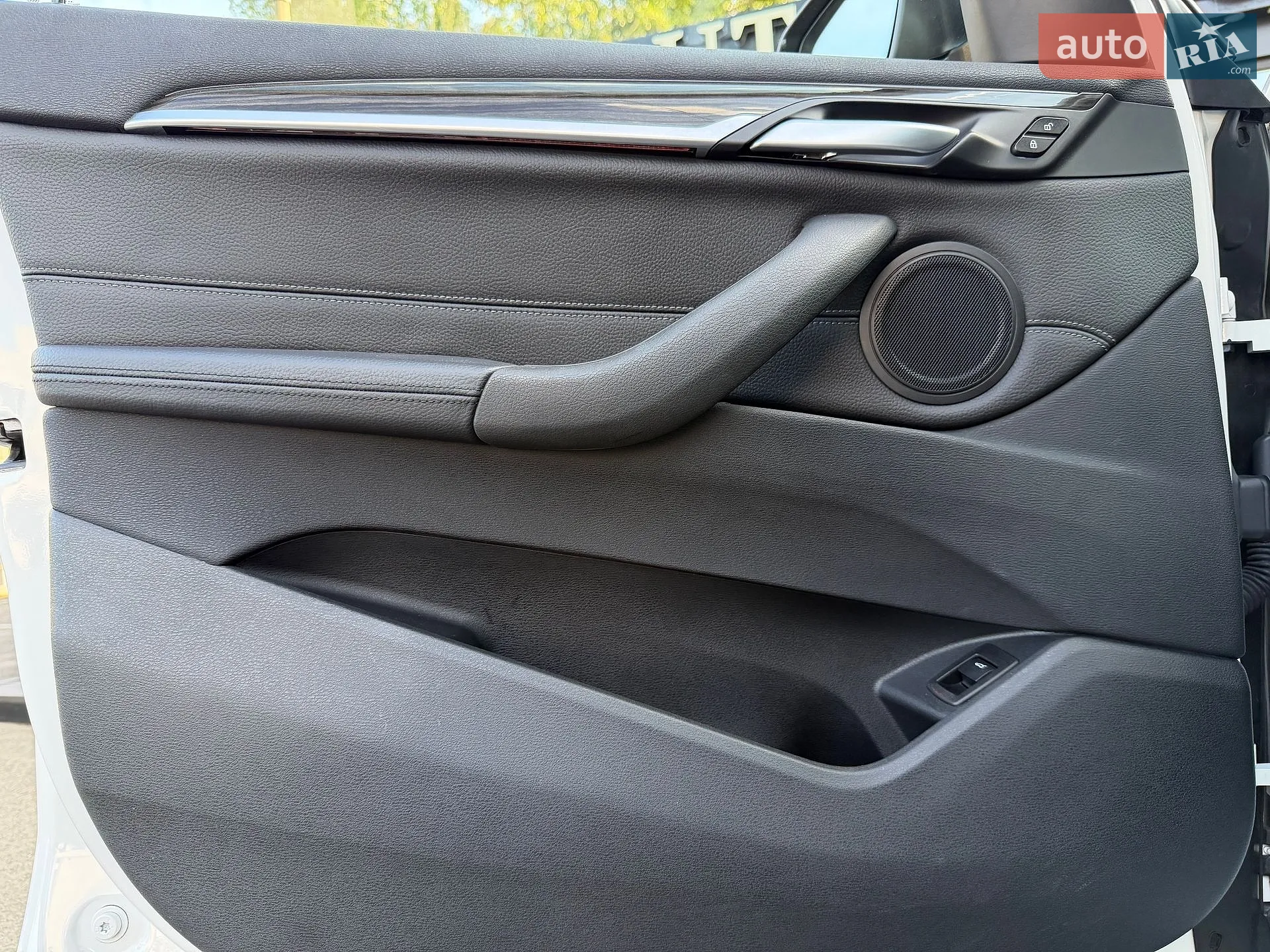 2016 BMW X1 - мініатюра 28