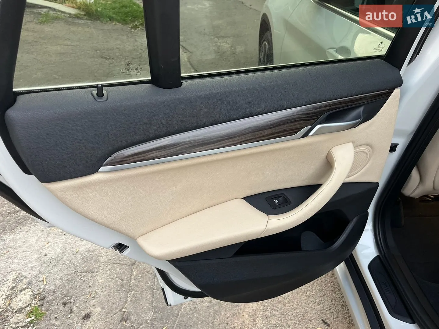 2016 BMW X1 - мініатюра 15