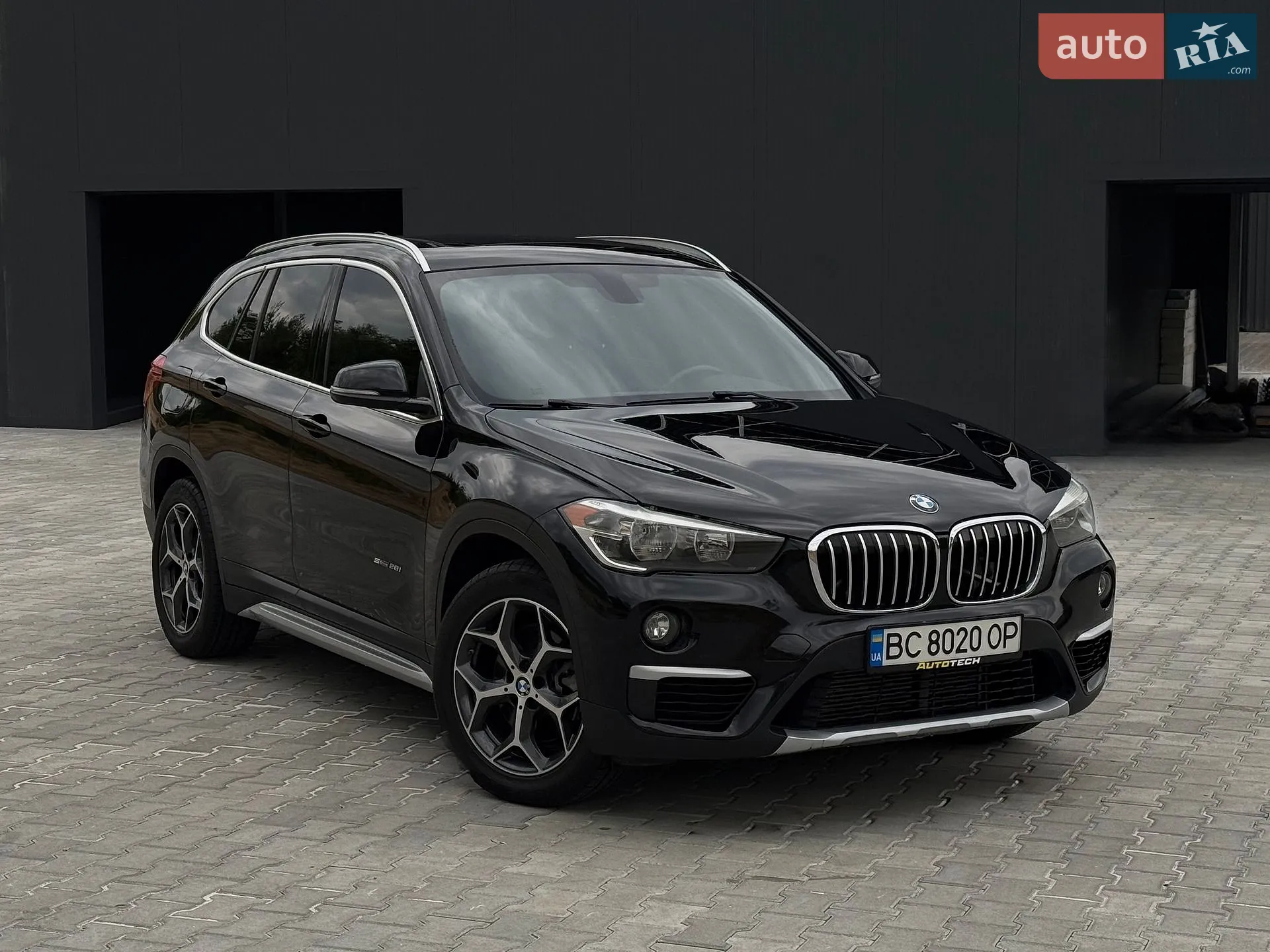 2017 BMW X1 - фото 1