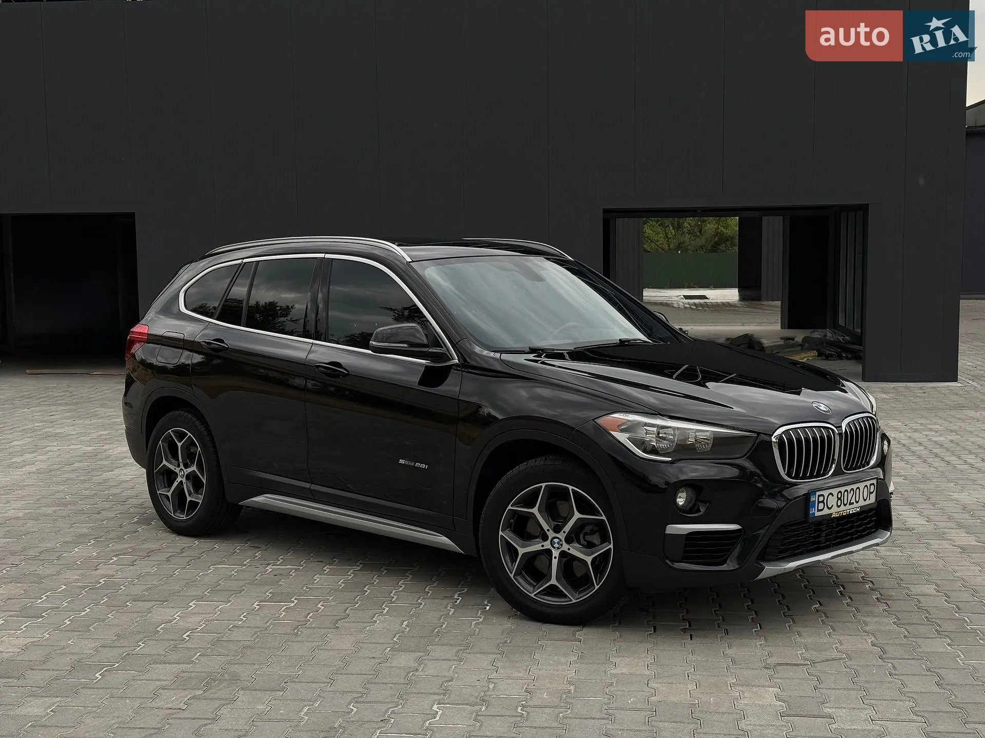 2017 BMW X1 - мініатюра 3