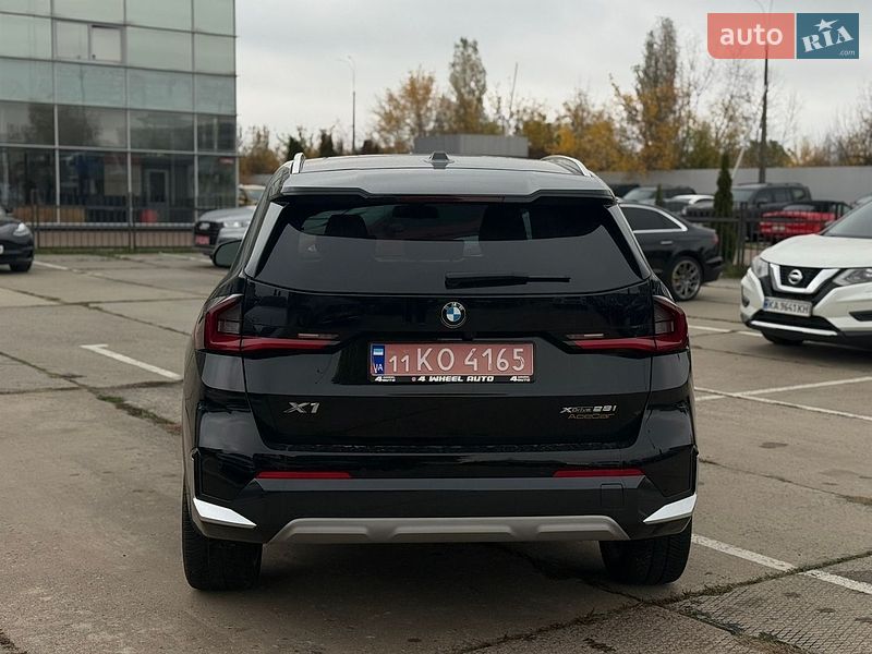 Позашляховик / Кросовер BMW X1 2024 в Києві