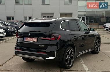 Внедорожник / Кроссовер BMW X1 2024 в Киеве