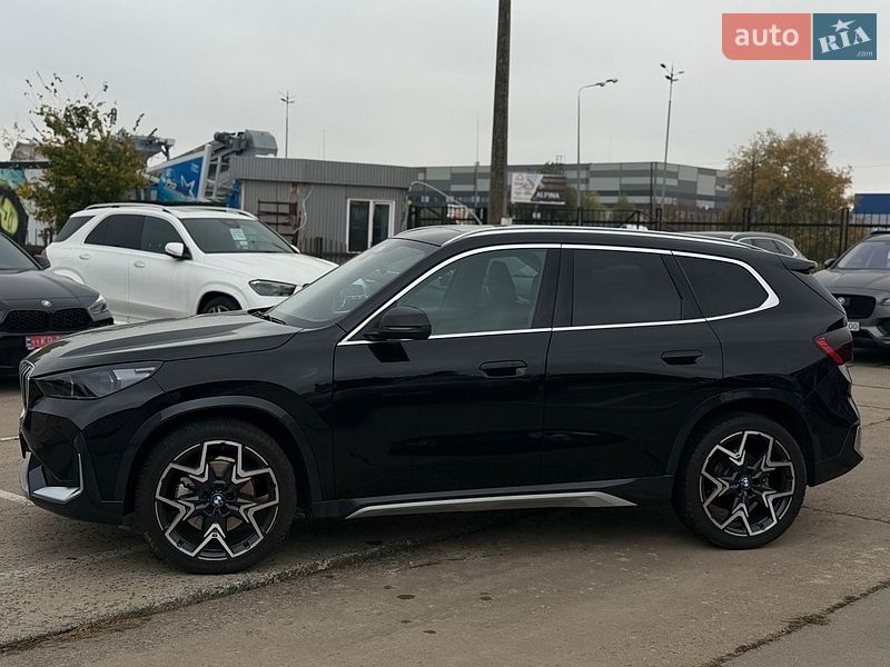 Позашляховик / Кросовер BMW X1 2024 в Києві