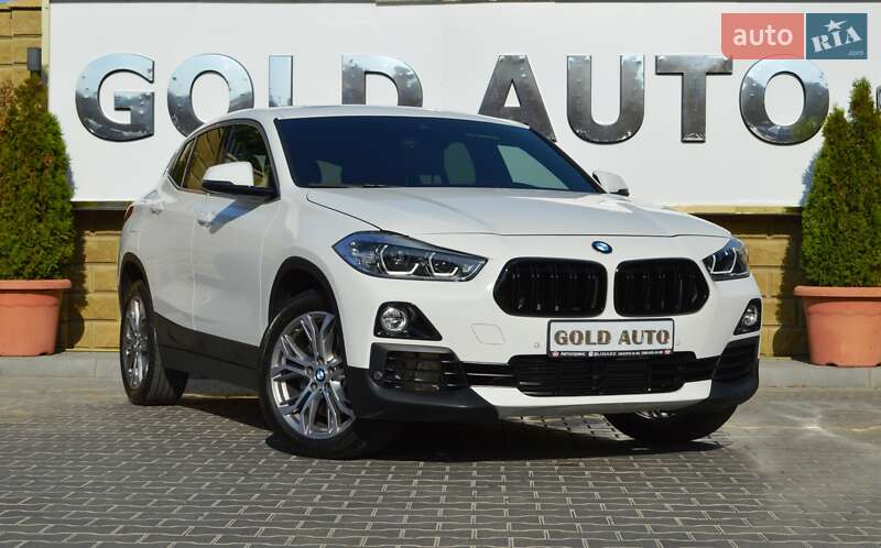 Внедорожник / Кроссовер BMW X2 2019 в 
