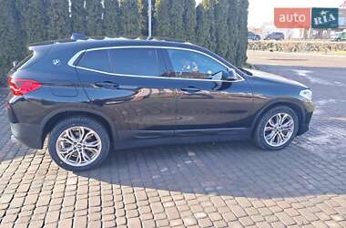 Внедорожник / Кроссовер BMW X2 2018 в 