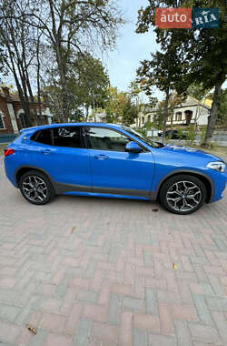 Позашляховик / Кросовер BMW X2 2018 в 