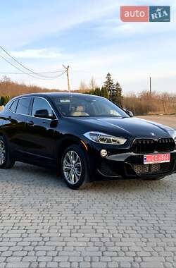Внедорожник / Кроссовер BMW X2 2019 в 