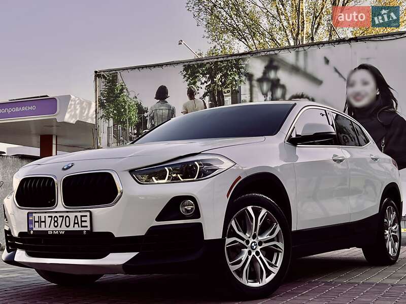 Внедорожник / Кроссовер BMW X2 2019 в 