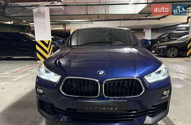Внедорожник / Кроссовер BMW X2 2018 в 