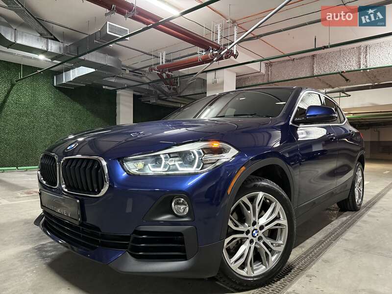Внедорожник / Кроссовер BMW X2 2018 в 