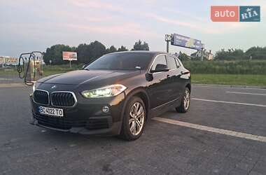 Внедорожник / Кроссовер BMW X2 2018 в 