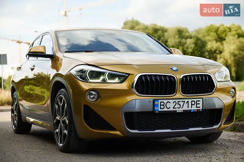 BMW X2