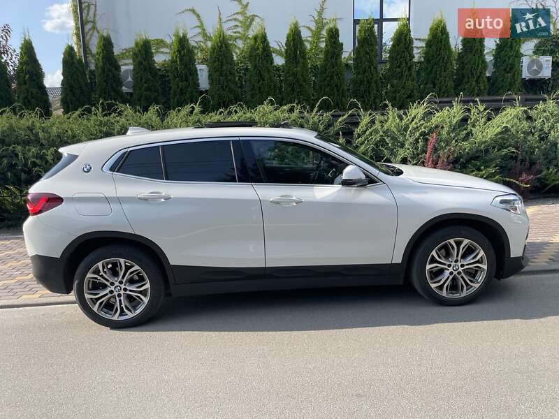 Внедорожник / Кроссовер BMW X2 2021 в Киеве