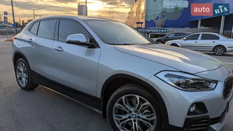BMW X2
