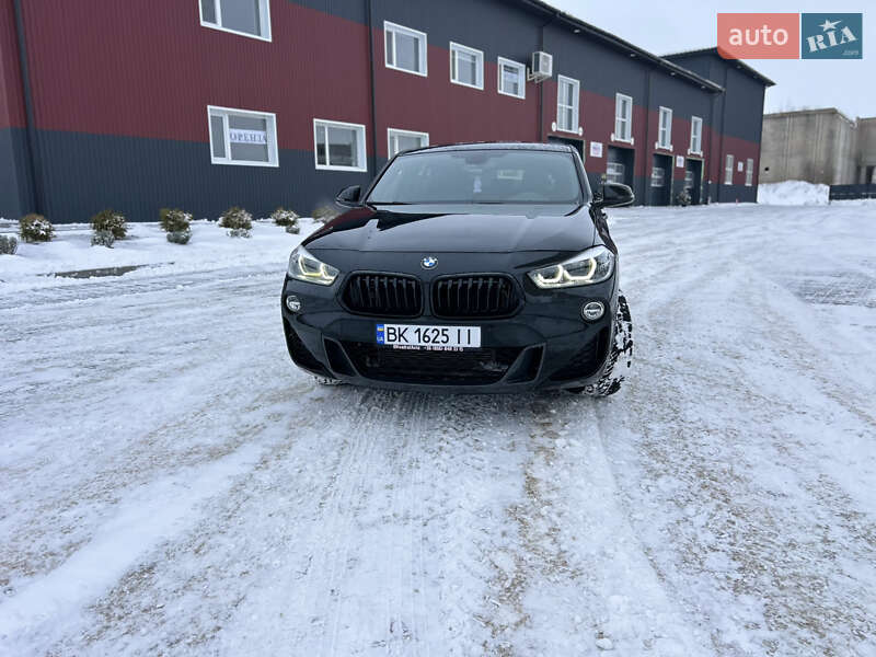 Внедорожник / Кроссовер BMW X2 2018 в Дубно