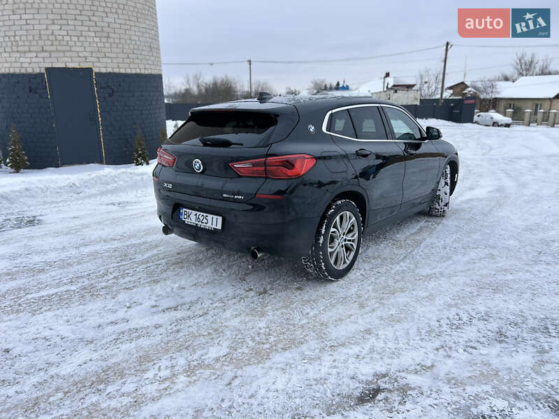 Внедорожник / Кроссовер BMW X2 2018 в Дубно