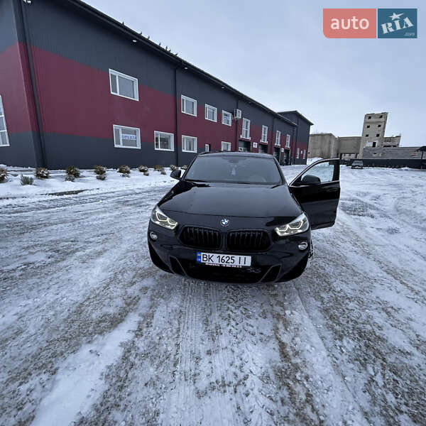 Внедорожник / Кроссовер BMW X2 2018 в Дубно