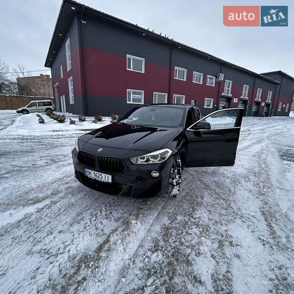 Внедорожник / Кроссовер BMW X2 2018 в Дубно