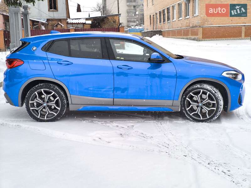 Внедорожник / Кроссовер BMW X2 2018 в Ромнах