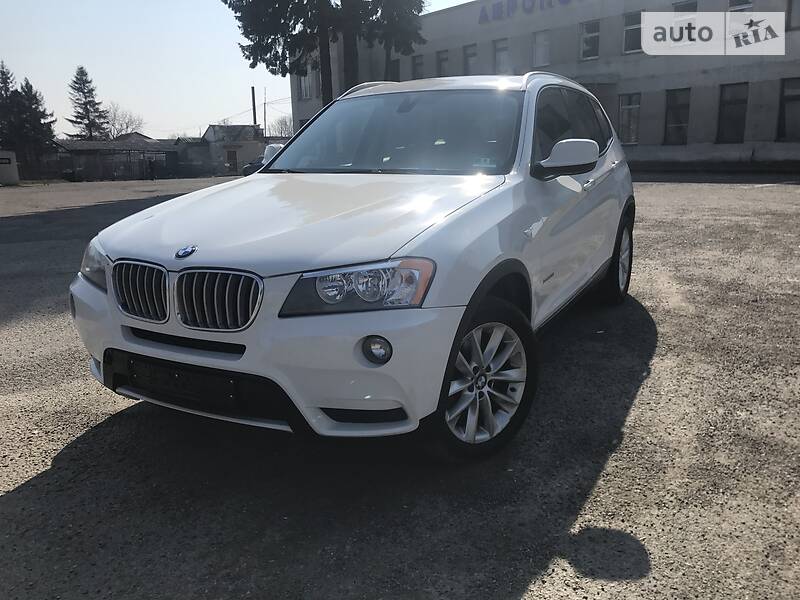 Позашляховик / Кросовер BMW X3 2012 в 