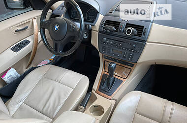 Внедорожник / Кроссовер BMW X3 2003 в Харькове