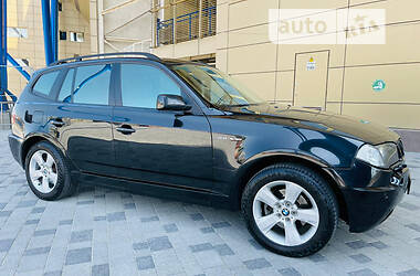 Внедорожник / Кроссовер BMW X3 2003 в Харькове