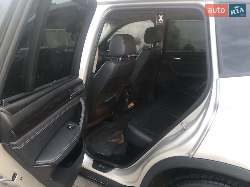 Позашляховик / Кросовер BMW X3 2012 в Львові фото 6 Позашляховик / Кросовер BMW X3 2012 в Львові