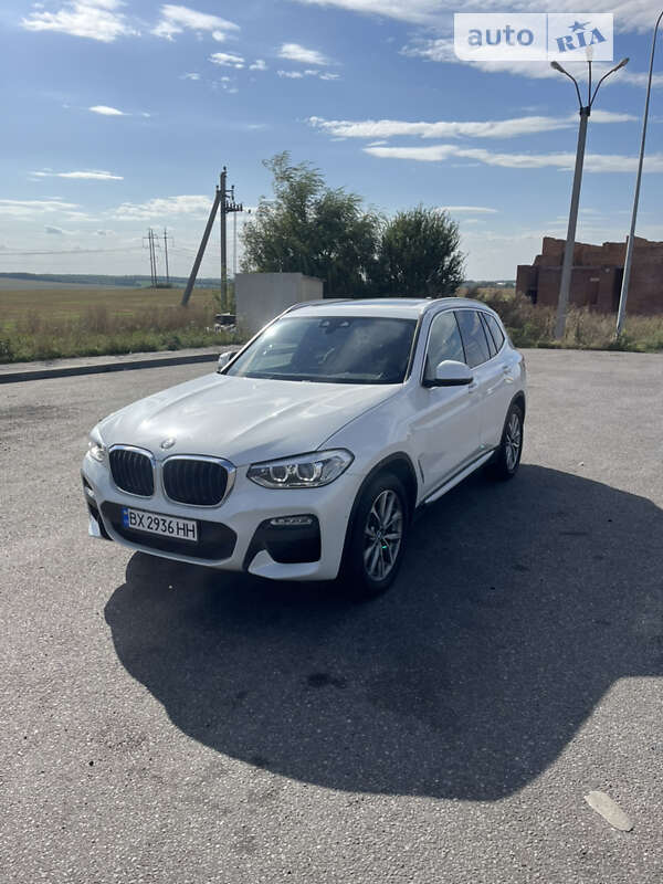 Внедорожник / Кроссовер BMW X3 2019 в Хмельницком