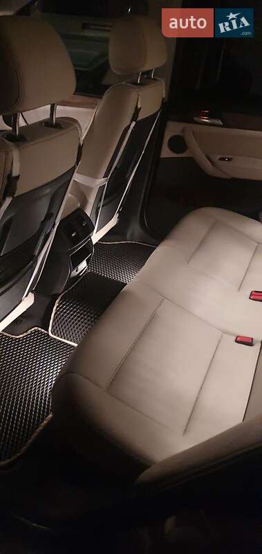 Позашляховик / Кросовер BMW X3 2011 в Києві фото 3 Позашляховик / Кросовер BMW X3 2011 в Києві