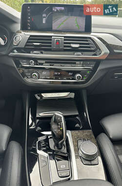 Внедорожник / Кроссовер BMW X3 2017 в 