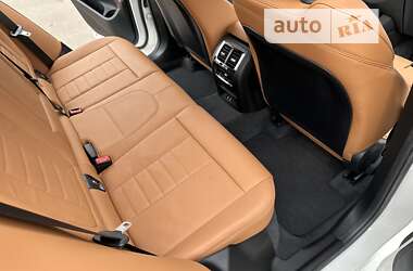 Позашляховик / Кросовер BMW X3 2020 в 