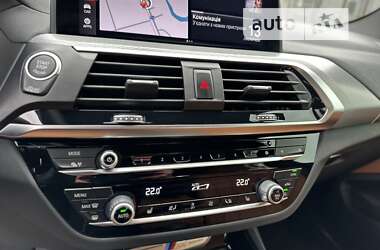 Позашляховик / Кросовер BMW X3 2020 в 