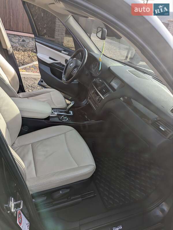 Позашляховик / Кросовер BMW X3 2010 в Умані