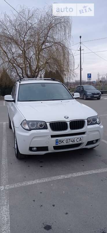 Внедорожник / Кроссовер BMW X3 2010 в Здолбунове