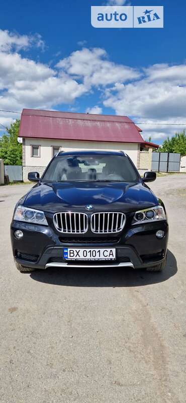 Внедорожник / Кроссовер BMW X3 2013 в Дунаевцах